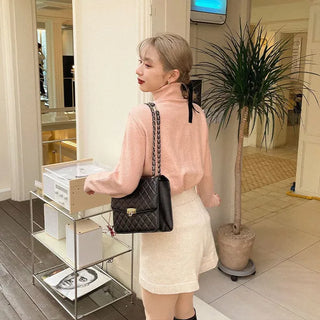 Quilted chain bag