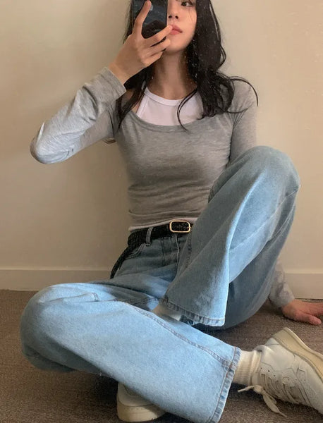 U-neck long-sleeved layered T-shirt