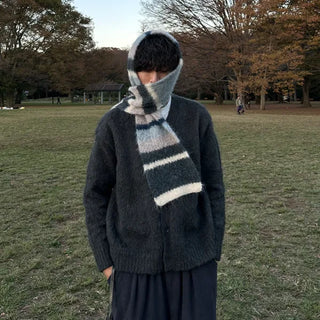 Colored border scarf