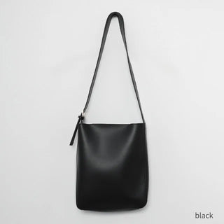 sikaku shoulder bag