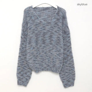 V-neck gradient knit