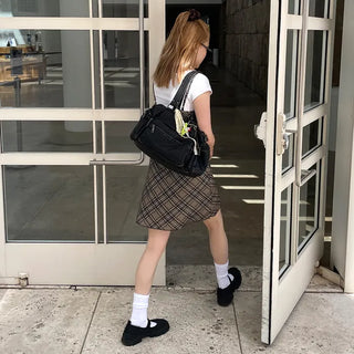 High-quality vintage shoulder bag