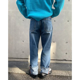 Rolled-up denim pants