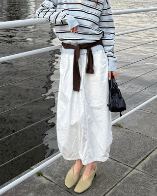 Balloon silhouette long skirt