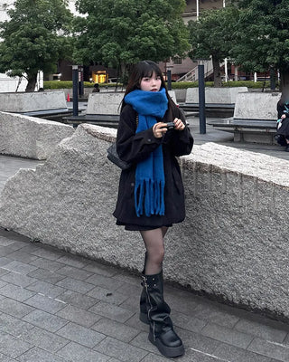 Back-slit half coat