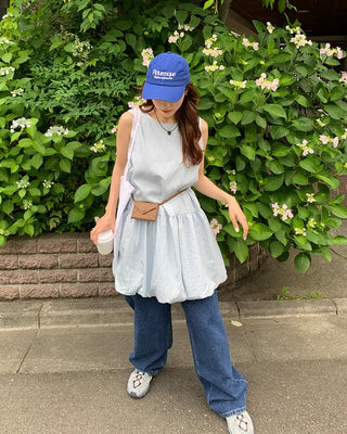 Sleeveless balloon mini dress
