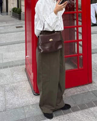 Semi-curved cotton pants