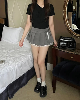 Ribbon pleated mini skirt