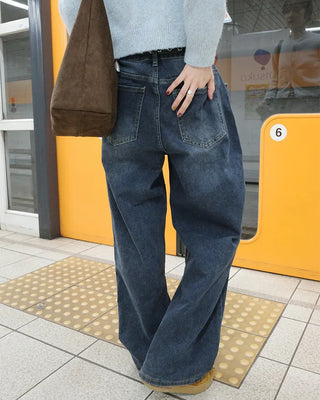 Side seam denim pants