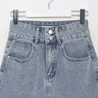 Two-button heart mini denim skirt