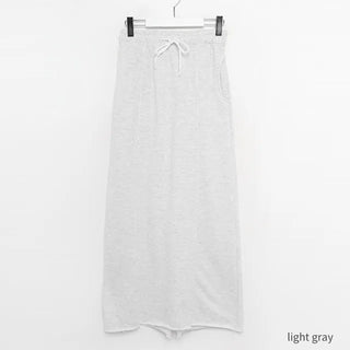 Line-cut sweat skirt