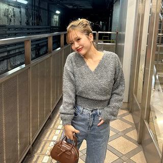 Wrap V-neck knit