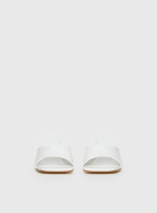 Sunset Boulevard Heels White