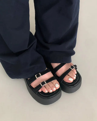 Platform buckle strap slippers