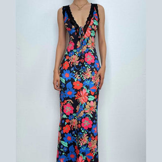Lace hem sleeveless v neck flower print contrast maxi dress