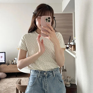 Flower pattern T-shirt