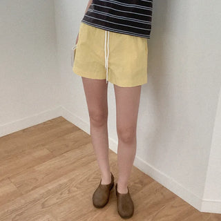 Nylon elastic shorts