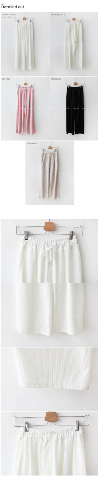 Pleated elastic waist chino pants