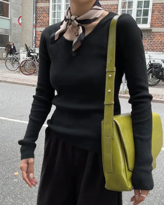 Ribbed U-neck T-shirt