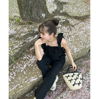 Frilled All-in-One