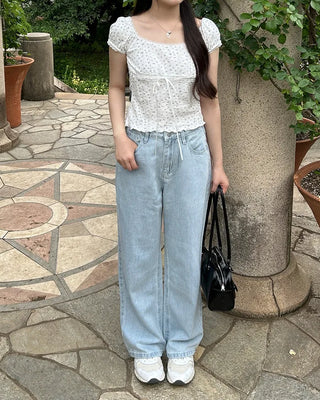 Scalloped Point Flower T-shirt