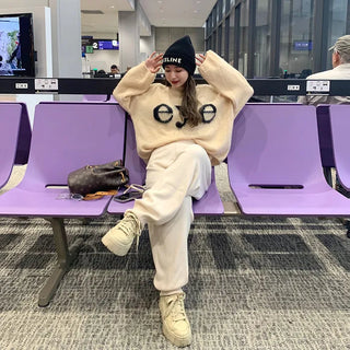 eye logo knit