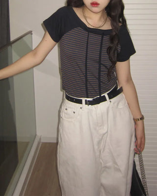 Raglan Border Off-Shoulder T-Shirt