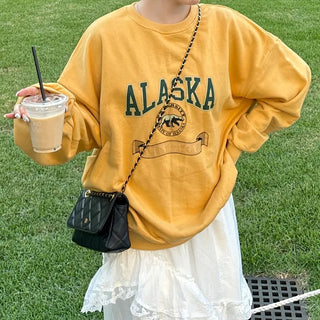 Simple lettering sweatshirt