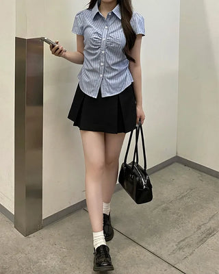 Front shirred short-sleeved shirt