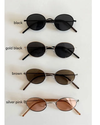 Oval frame sunglasses