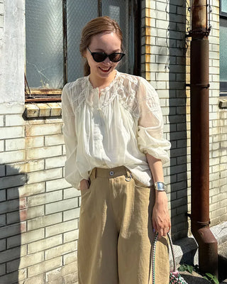 Scalloped lace detail blouse