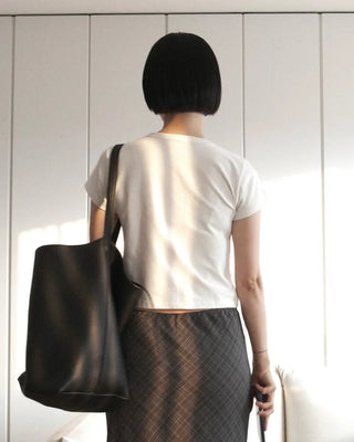 Cropped cotton short-sleeved T-shirt