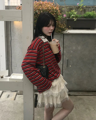 Half-open collar border T-shirt