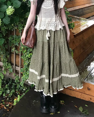 Floral lace tiered skirt