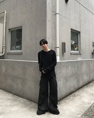 Side-button long-sleeved cut and sew