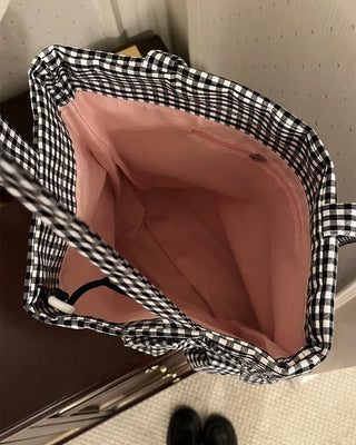 Checkered frill shoulder bag