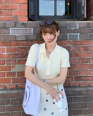 Ribbed collar knit