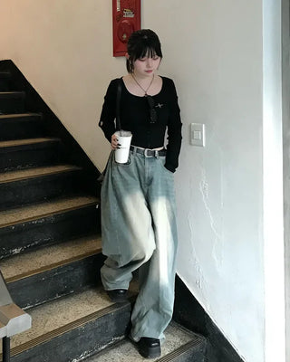 Side-tucked balloon denim pants
