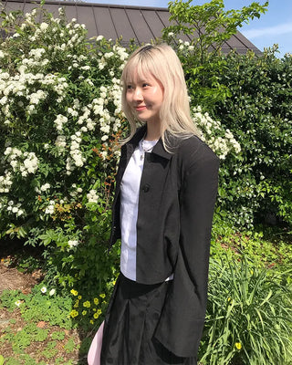Cropped button jacket