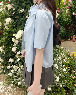 Cropped half-sleeve shirt