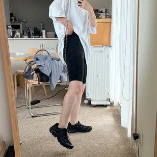 Short biker pants