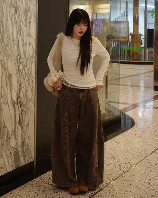 Lace-layered off-shoulder t-shirt