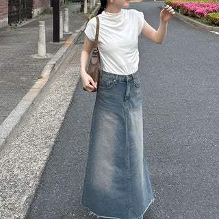 Off-neck compact T-shirt