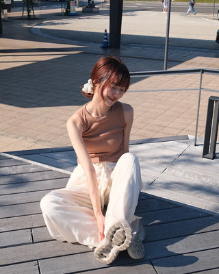 Cropped simple tank top