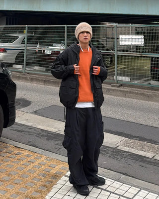 Rib-knit crew neck