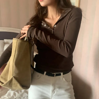 Button-layered turtleneck