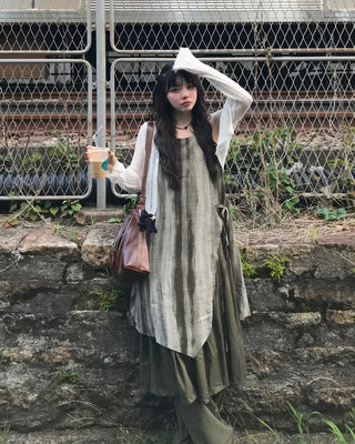 Oversized striped wide-leg pants