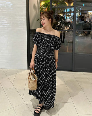 Off-shoulder tiered long dress