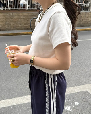 Round Half-Sleeve T-Shirt