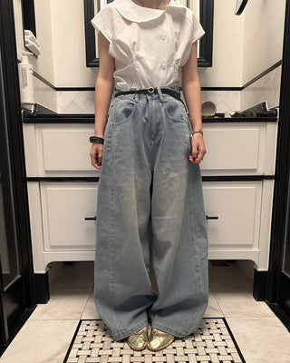 Oval buckle belt